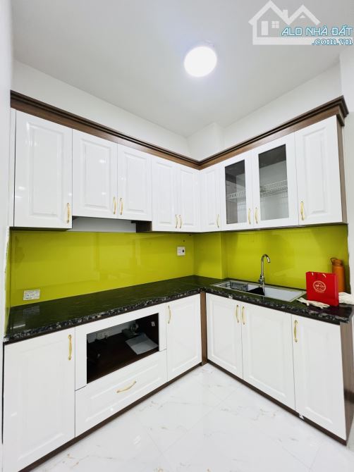 TRƯƠNG ĐỊNH , 42M2 x5T THANG MÁY , GIÁ CỰC TỐT , GẦN PHỐ , MẶT TIỀN 4,6M , 8,5 TỶ - 2