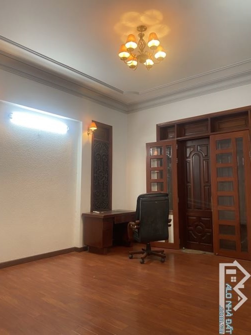 Bán biệt thự lê văn thọ, phường 9, gò vấp, 204m2, giá 30.99 tỷ - 2