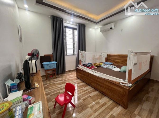 Nguyễn Văn Cừ giảm chào 300tr nhỉnh 6 tỷ 35m 3 tầng - 2