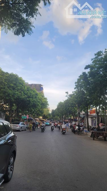 Đất mặt ngõ ô tô thông phố Xuân La, Tây Hồ. 81m2, rộng 4.5m, nhỉnh 22 tỷ. Xây Ở - Giữ tiền - 2