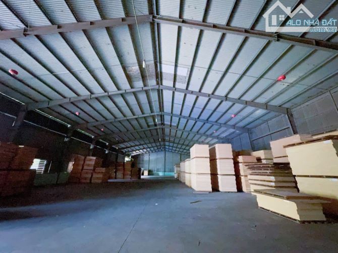 Xưởng Khuôn Viên 7000m2 Ngã 4 Võ Nguyên Giáp Tân Cảmg IDC Sổ QH SKC Trạm 320kva Đường 3con - 2
