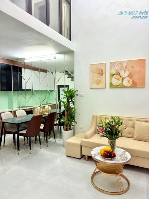 THỊNH QUANG- NHÀ ĐẸP -LÔ GÓC-MẶT NGÕ- DT 25/30M2-4TẦNG-GIÁ CHỈ 5.9 TỶ - 2