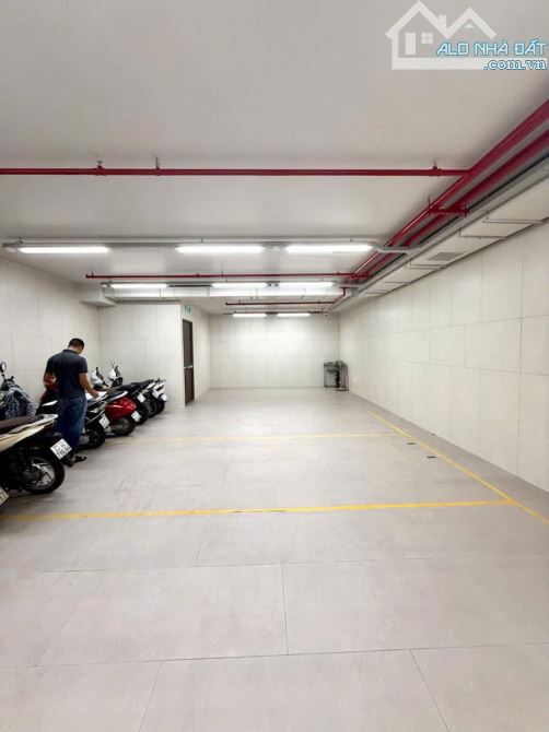 MẶT PHỐ PHỐ HUẾ - DT 300M2 x 10T - MT 9M - 700 TỶ - VỊ TRÍ DIAMOND - MẶT PHỐ - SIÊU VIP - 2