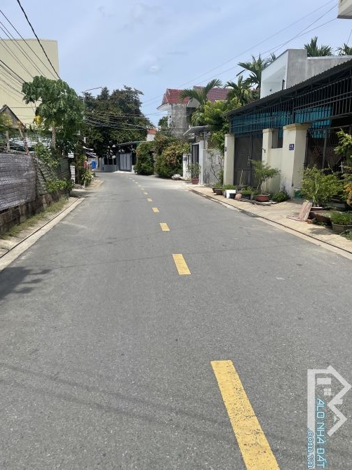 Mảnh vườn hơn 1000m nằm ngay mặt tiền đường Nguyễn cư trinh sát khu phố Bàu Cả tp Quảng Ng - 2