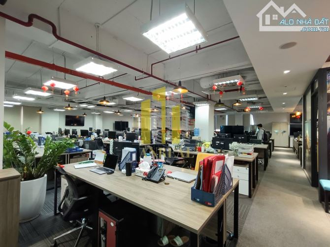 Cho Thuê Văn Phòng Mặt Tiền Võ Nguyên Giáp 385m2 Giá - 2