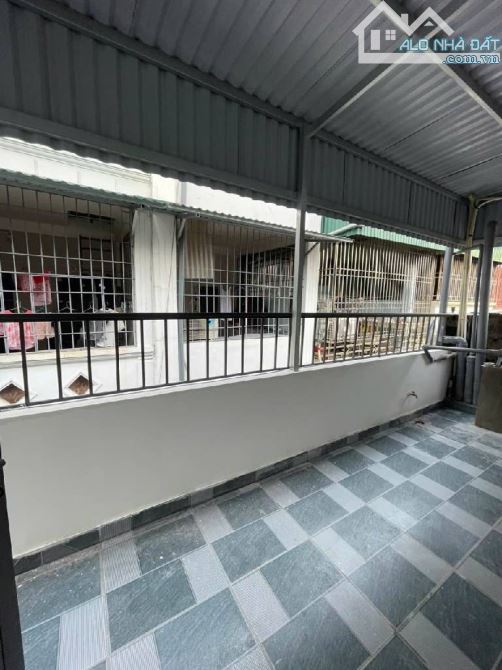 Bán nhà lĩnh Nam 32m 5 tầng ô tô gần nhà - 2