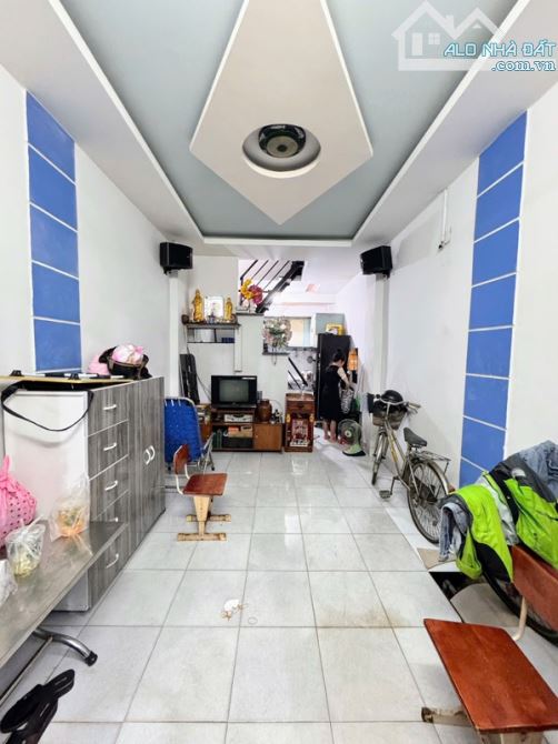Đường 18D BHHA 3 tầng 3x8m hẻm xe hơi thông chỉ 3.08 tỷ - 2
