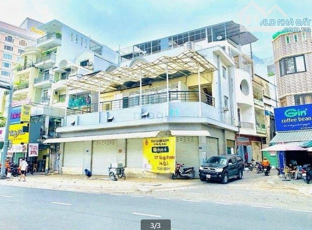 Cho thuê Cafe - Trà Sữa MT Trần Phú, Q5. Dt: 15x12M, Kc: trệt 2 lầu. Gía: 99tr - 2