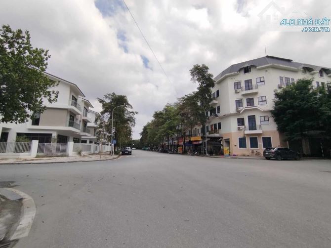 Bán đất phân lô vỉa hè 50m² tại Hà Đông, vị trí đẹp KD, gần công viên, biệt thự, 9,x tỷ - 2