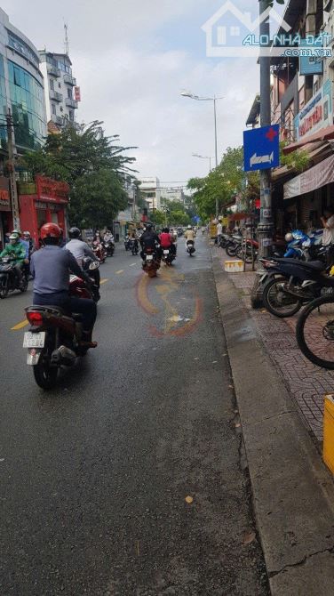 HOT 63 tỷ! Bán GẤP MT Đ. Phạm Viết Chánh Q1 - 9.5x17m - 3 tầng. - 2