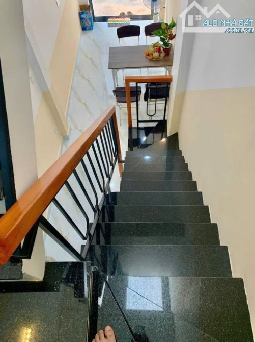 NHÀ BÁN. SIÊU PHẨM 2 TẦNG. ĐẸP, MỚI. VÀO Ở NGAY. PHAN HUY ÍCH GÒ VẤP - 2
