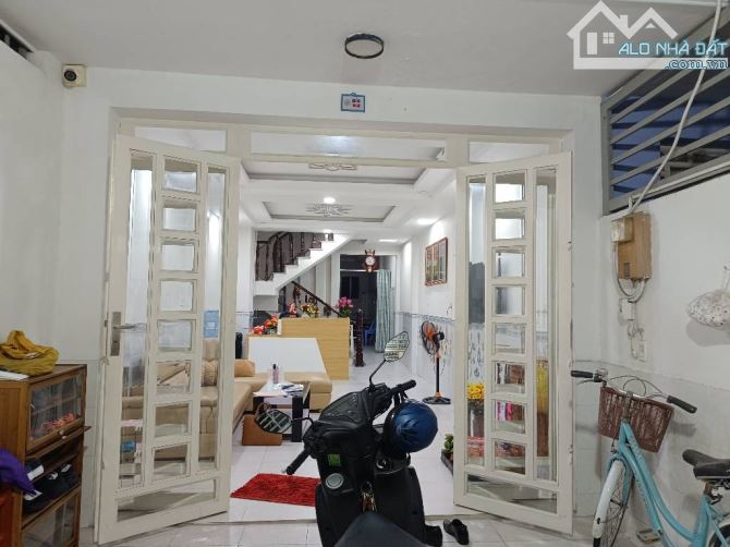 Chính chủ Cần Bán Gấp Nhà Đường Số 37, Tân Kiểng, Quận 7, Hẻm Lớn, Tiện Kinh Doanh - 2