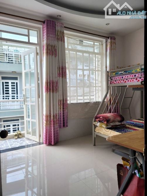 HẺM XE HƠI - THÍCH QUẢNG ĐỨC - PHÚ NHUẬN - 5 TẦNG 60M2 - NGANG 4,5M - 10.5 TỶ - 2