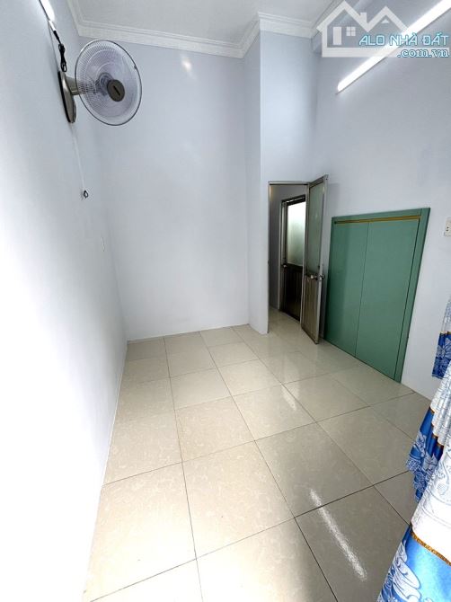 CĂN GÓC HXH KHÔNG LỘ GIỚI QUY HOẠCH – NHÀ MỚI ĐẸP – 25m2 - 3 TẦNG – NGÃ TƯ BỐN XÃ – NHỈNH - 2