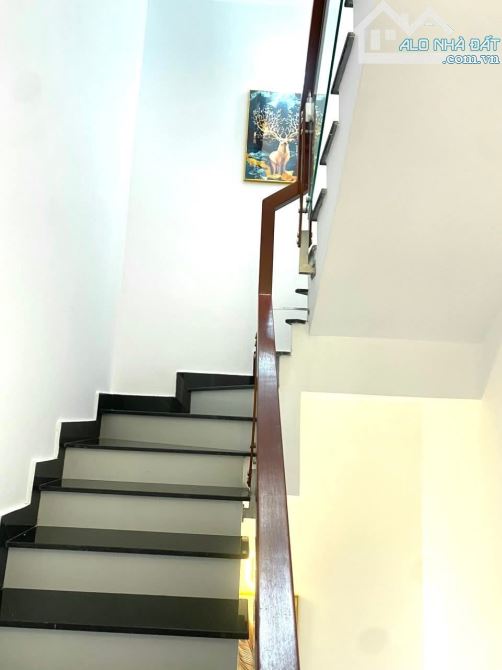 NHÀ PHỐ QUẬN 12: VỊ TRÍ VÀNG, NỘI THẤT CAO CẤP, GIÁ TỐT NHẤT KHU VỰC! - 28