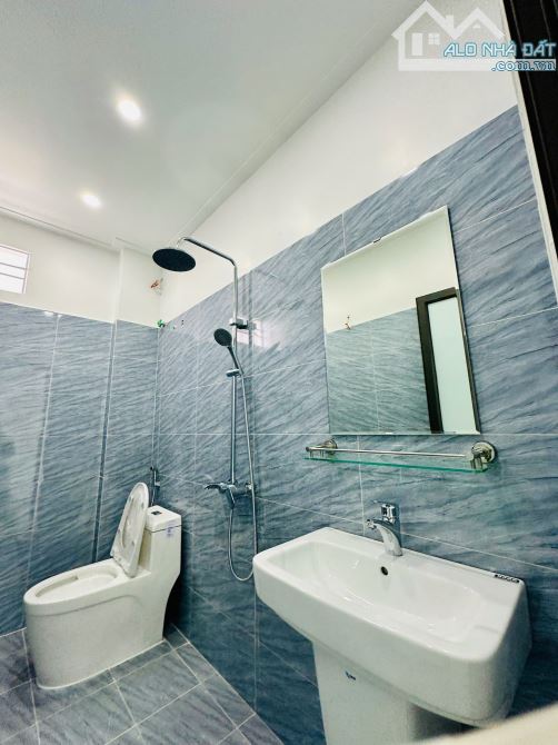 NGAY SAU NHÀ MẶT ĐƯỜNG-CĂN 3 TẦNG ĐỘC LẬP GẦN UBND ĐẶNG CƯƠNG-AN DƯƠNG-OTO ĐỖ CỬA-NGÕ NÔNG - 3