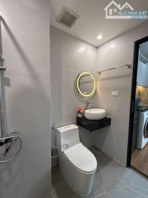 BÁN NHÀ PHỐ LINH LANG - 60M2 - 5.5M MẶT TIỀN - 7 TẦNG THANG MÁY XÂY MỚI -2 THOÁNG - Ô TÔ - 3