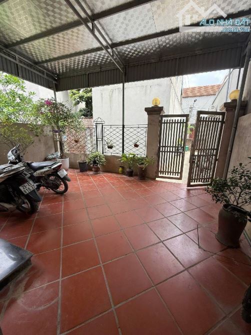 Bán nhà Vân Canh, 136m2, 4 tầng, mặt tiền đẹp 6.5m, ô tô đỗ cổng, giá 12,5 tỷ, còn TL. - 3
