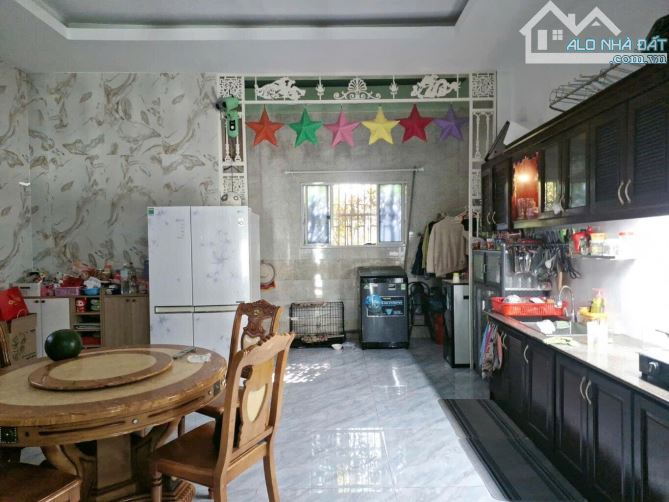 Bán nhà 4 tầng BTCT, 110m2 - Ngang 6m, xe hơi ngủ trong nhà. Nhỉnh 12 tỷ - 3