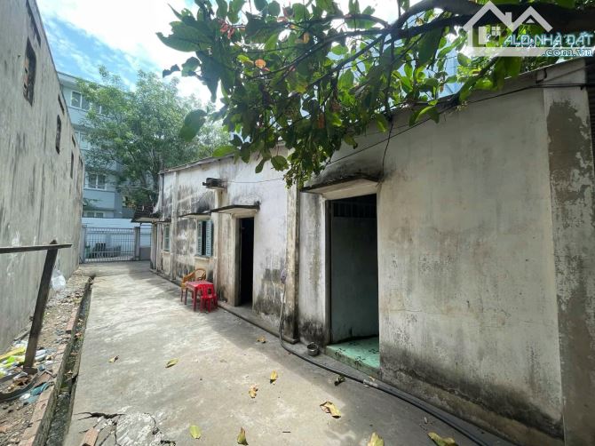 BÁN GẤP NHÀ BÀ ĐIỂM, HÓC MÔN-328M2, NGANG 8.3M, NỞ HẬU, HẺM XE HƠI GẦN MT GIÁ CHỈ 8 TỶ - 3