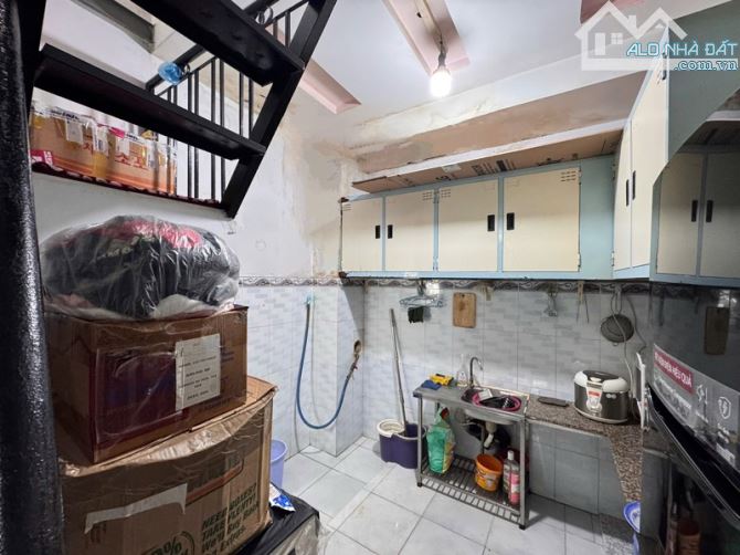 Đường 18D BHHA 3 tầng 3x8m hẻm xe hơi thông chỉ 3.08 tỷ - 3