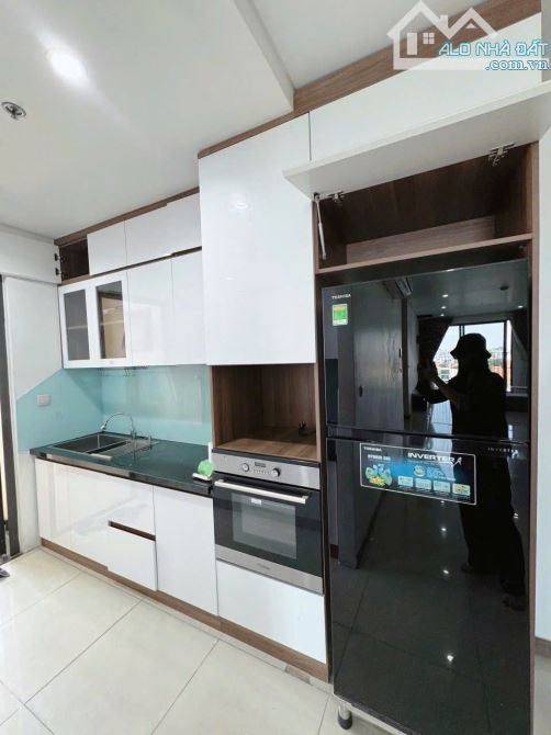 Satra Eximland,Phan Đăng Lưu,Phú Nhuận:101m2, 2p ngủ lớn,NTCC,18tr/th - 3