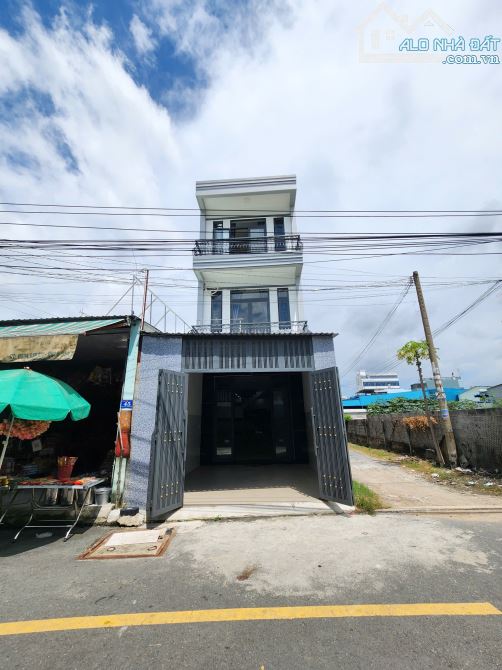 Bán nhà 2 mặt tiền, gần ngã ba Cây Điệp p.Tân Đông Hiệp, Tp.Dĩ An chỉ 5,35 Tỷ TL M6924 - 3