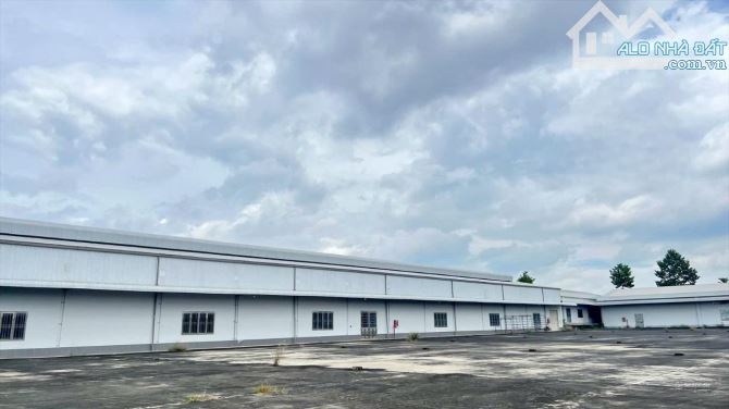 Giá 75 tỷ TL. Bán nhà xưởng Trảng Bom, Đồng Nai. DT 40.000m². Đất SKC..SD 11/2068. - 4