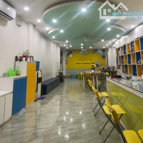 Nhà 3 tầng phố Miêu Nha đang kinh doanh trung tâm anh ngữ 77m2 mặt tiền 5m 3 tầng 13 tỷ 9 - 4