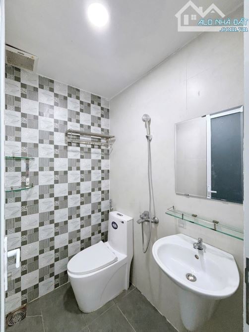 Tòa CHDV 6 Tầng Hầm Thang Máy – 33 CH Full Nội Thất – Nguyễn Trãi Q5 – HĐT 130tr/Tháng - 4