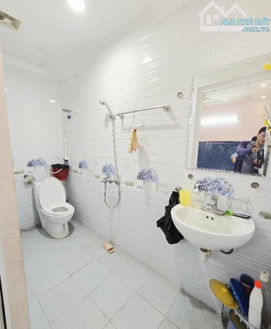 Bán Nhà 4 Tầng- Gần Phố Nguyễn Khánh Toàn- 45m- 9,x Tỷ (x Tiểu Học) - 4
