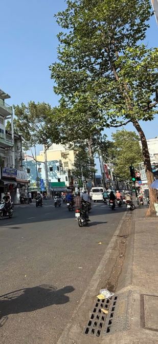 Cho thuê căn nhà 7 tầng, ngang 7.2m, mặt tiền Nguyễn Trãi, Quận 5, vị trí trắc địa giá tốt - 4