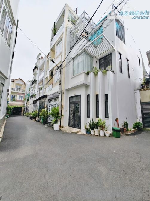 Bán nhanh nhà 3 tầng thiết kế ấm cúng góc 2 mặt tiền gần Đặng Văn Bi Oto ra vào thoải mái - 4