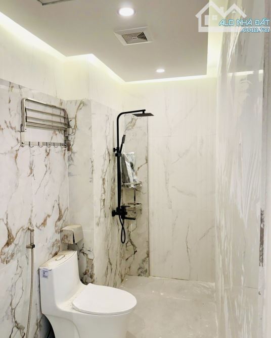 🏠 BÁN NHÀ HOÀNG CẦU| Ngõ thông | Ô tô tránh, dừng, đỗ, vào nhà | 70m2 | 5 tầng - 4