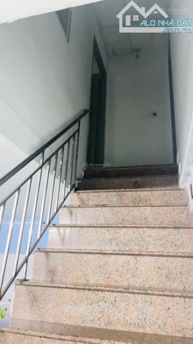 NHÀ MẶT TIỀN 10x31m THÔNG SỐ ĐẸP 2 TẦNG. VỊ TRÍ VÀNG KD ĐỈNH ĐẶNG THÚC VỊNH. SHR CHỈ - 4