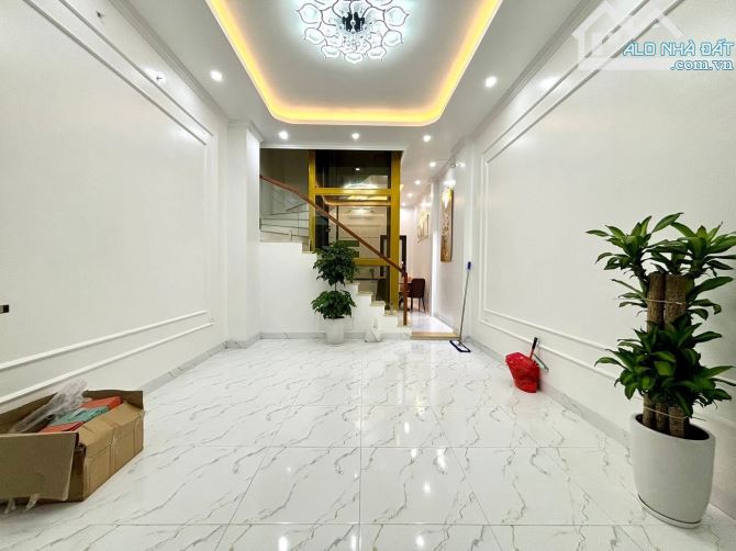 Thái Hà, DT 45M2x5T, MT 4M, giá 16.8 tỷ   SIÊU PHẨM NHÀ ĐẸP - NHÀ MỚI - PHÂN LÔ CÁN BỘ - 4
