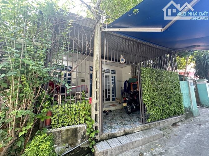 KIỆT THÔNG THẲNG KQH BÀU VÁ - 2 NGỦ Ở NGAY - KHU VỰC CAO RÁO BAO NGẬP LỤT - MẶT TIỀN RỘNG - 4