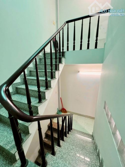 Bán nhà hẻm Trường Sa, Q.3, P.12. DT 32m2, 3 tầng, 3PN, Sổ Đỏ. Giá 5.85 tỷ. - 4