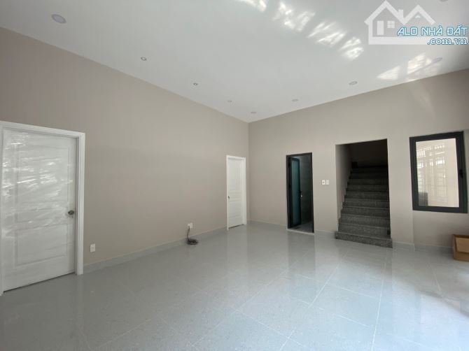 P. Linh Chiểu, HXH tránh, bán gấp nhà 2 tầng 75m2 chỉ 5.5 t.ỷ, cạnh nhà thờ Thủ Đức. - 4
