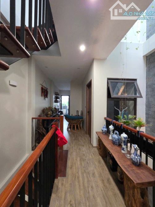 BÁN NHÀ MỚI NGUYỄN VĂN CỪ – TRUNG TÂM – GARA Ô TÔ – NỘI THẤT CAO CẤP -  76M2 CHỈ 24,8 TỶ - 5