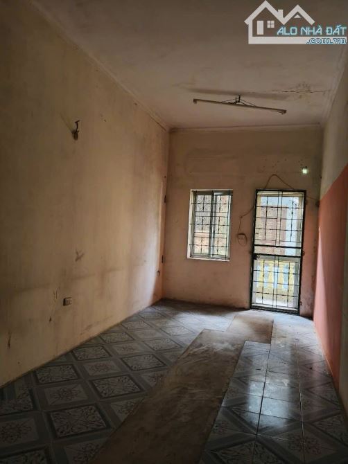 Bán nhà Lê Thanh Nghị 33m2, 4T, oto đỗ cửa, ngõ thông phân lô, kinh doanh. Giá 9.85 tỷ