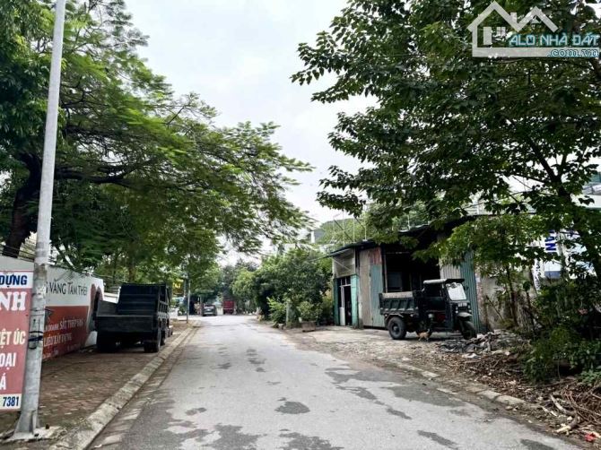 Bán đất tặng kèm kho 310m_Thổ Cư-NMT- Trâu Quỳ - Đường 12m vỉa hè - 5