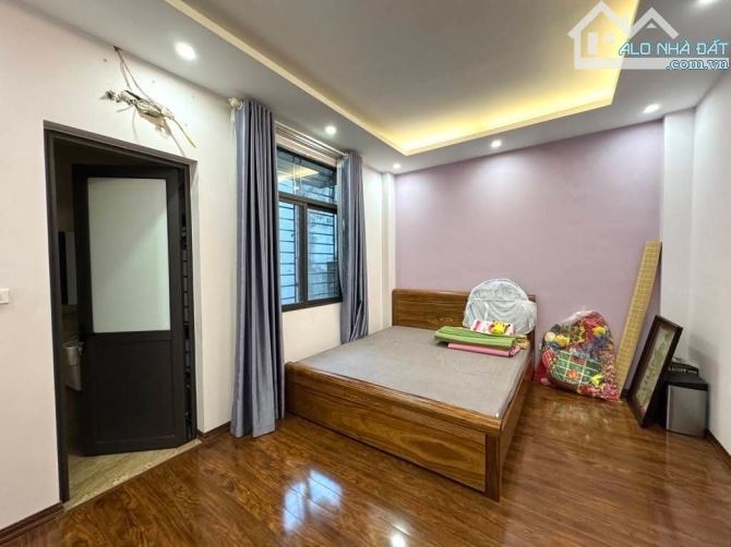 Bán nhà liền kề vỉa hè OTO TRÁNH kinh doanh mỗ lao DT 65 5T - 5
