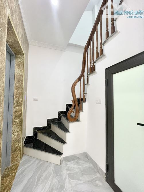 BÁN NHÀ NGÕ 358 ĐƯỜNG BÙI XƯƠNG TRẠCH. 6 TẦNG MỚI. THANG MÁY. THÔNG SÀN, - 6