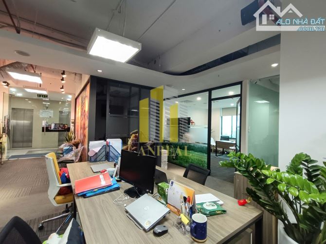 Cho Thuê Văn Phòng Mặt Tiền Võ Nguyên Giáp 385m2 Giá - 6