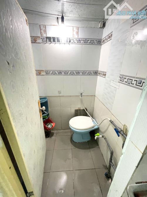 BÁN 5 PHÒNG TRỌ HẺM 391, ĐƯỜNG 30/4, DT : 5m x 18m, giá: 3.2 tỷ - 6