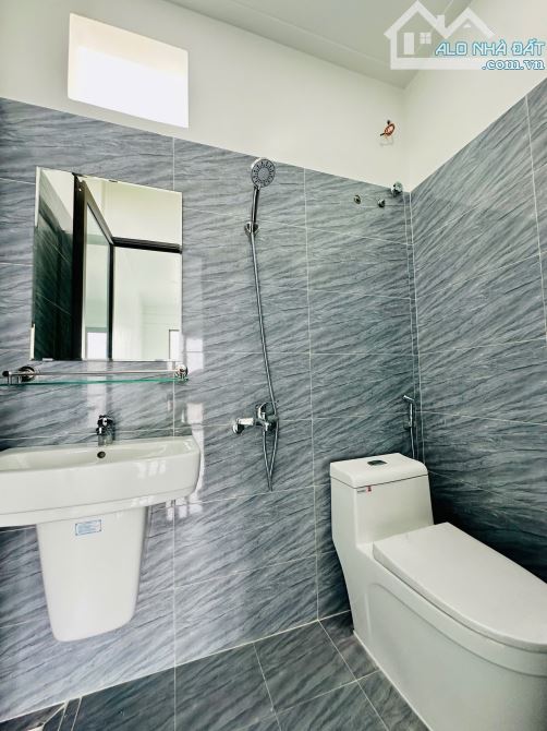 NGAY SAU NHÀ MẶT ĐƯỜNG-CĂN 3 TẦNG ĐỘC LẬP GẦN UBND ĐẶNG CƯƠNG-AN DƯƠNG-OTO ĐỖ CỬA-NGÕ NÔNG - 7