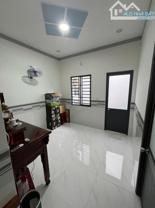 CHỦ NGỘP GỞI BÁN NHÀ 1 TRỆT 1 LẦU HÓA AN,50M2,2PN,SỔ RIÊNG,THỔ CƯ 100%,ĐƯỜNG BÙI HỮU NGHĨA - 7