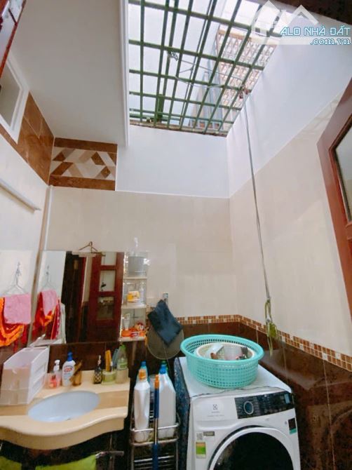 NHÀ TÂM HUYẾT, ĐẸP LUNG LINH - TRƯƠNG CÔNG ĐỊNH, KHU BÀU CÁT - 79m2, 4 TẦNG - 11 TỶ - 7