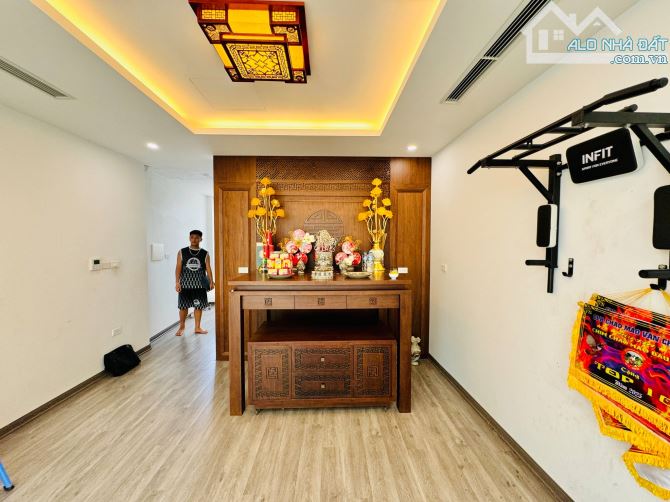 Bán Nhà : Phố Xã Đàn - 7Tầng - 6ngủ - 5m ra oto tránh - 8